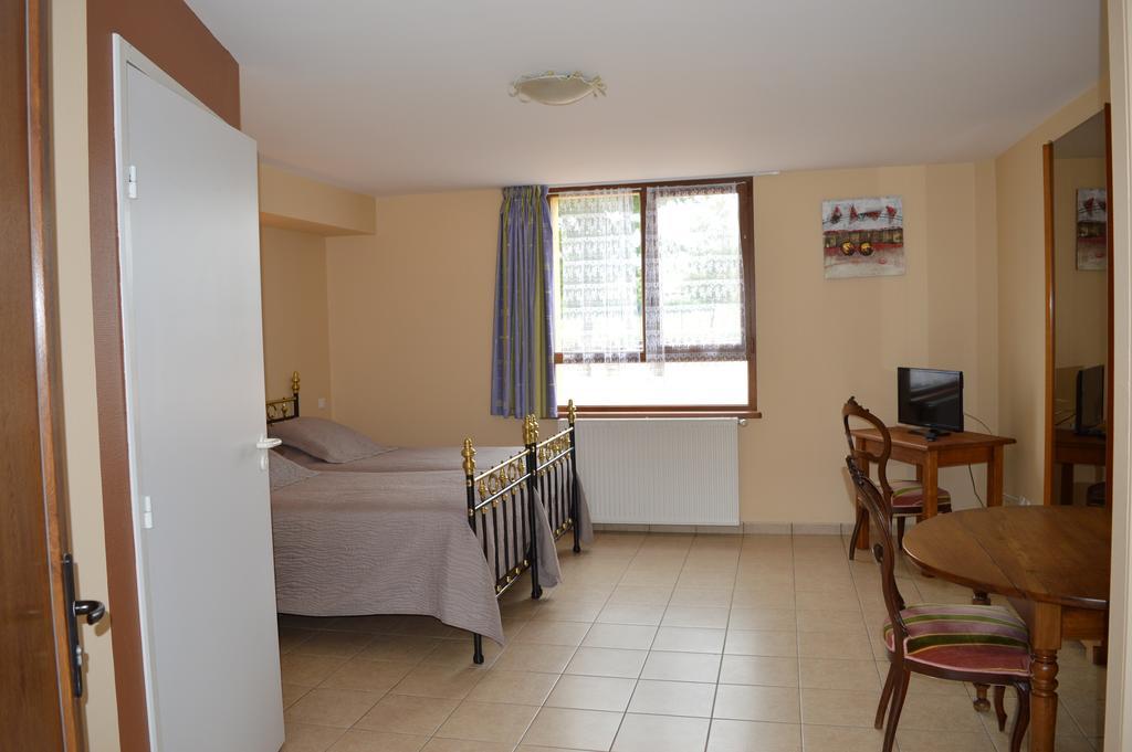 Cote Midi Chambre D'Hote Chaneins Екстериор снимка